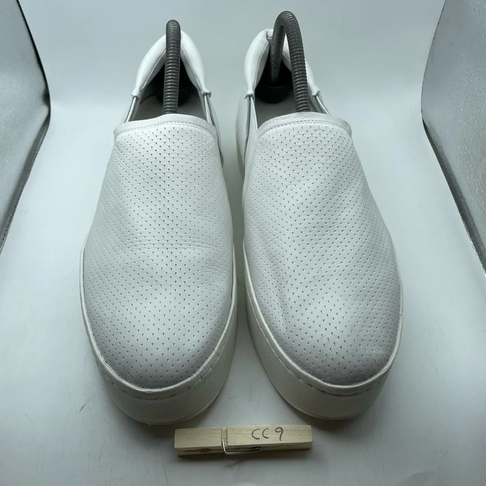 Vince Warren Women's White platform Slip-On loafers size 10